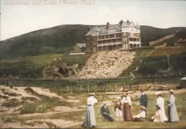 Aberdovey Golf Links on the Dyfi estuary